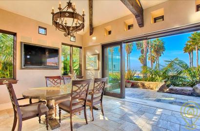 Walnut Park Apartment