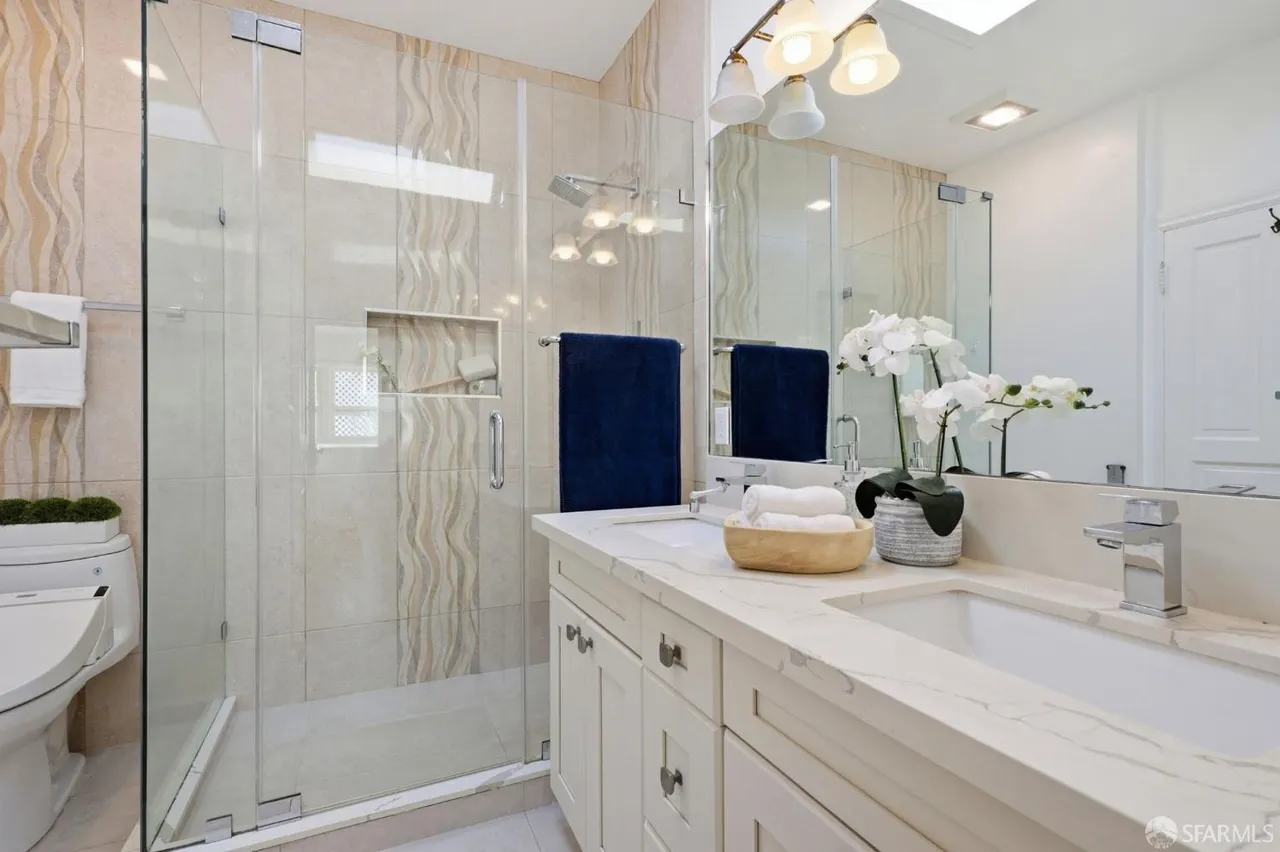 2050 16th Ave San Francisco CA 94116 12